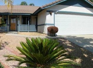 29764 Fisherman Ct, Canyon Lake, CA 92587