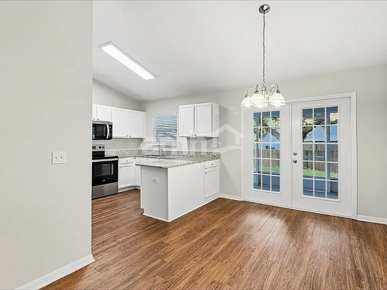 331 Valley Edge Dr — Photo 5