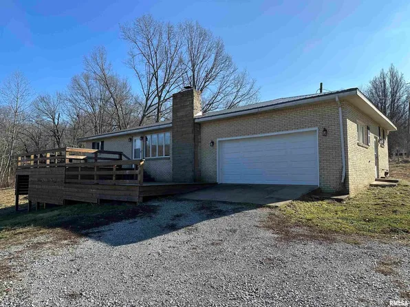 435 Dixon Ln, Vienna, IL 62995