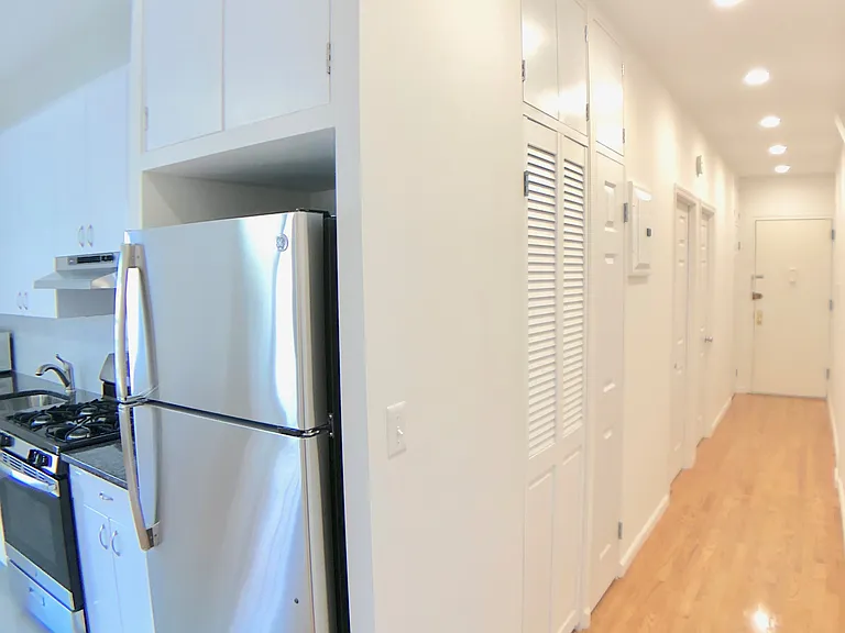 2 Doscher St #1 — Photo 13