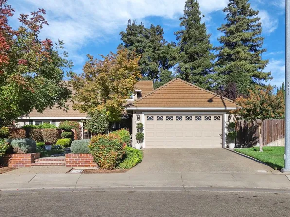 9742 Wintergreen Ct, Stockton, CA 95209