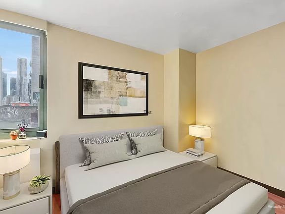 4th image of 25 Market St #8C