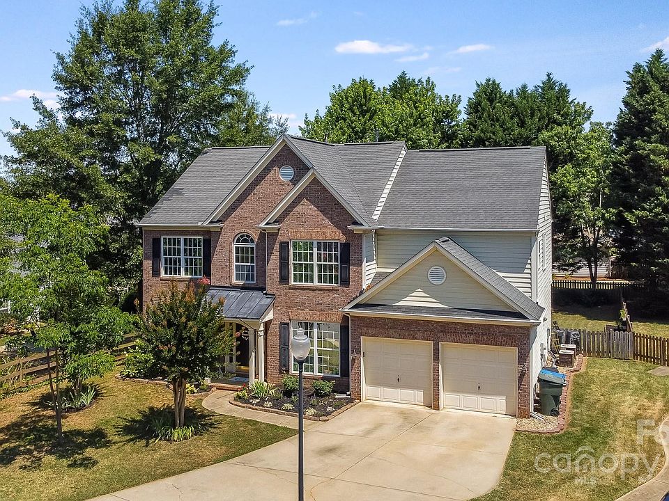 1st image of 107 Worley Dr