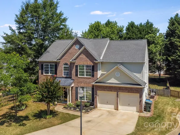 107 Worley Dr, Mooresville, NC 28117
