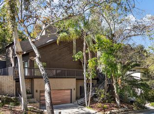 1726 La Loma Rd, Pasadena, CA 91105