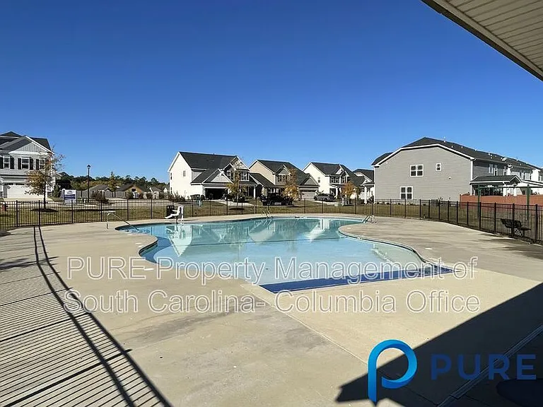 1433 Tamarind Ln — Photo 31