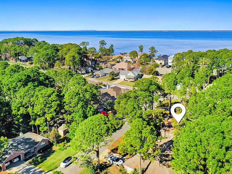 31 Bay Walk Ct — Photo 8