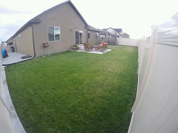 3rd image of 3324 Brickyard Ave