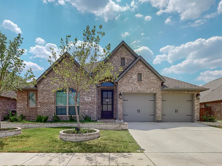 1303 Buttermere St — Photo 12