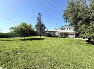 2527 23rd St, Eldon, IA 52554