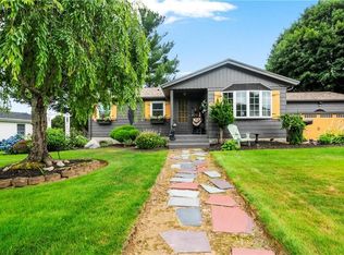 77 Birchwood Dr, Cranston, RI 02920