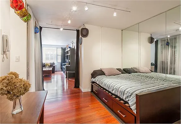 Sold by Porter Grey LLC | media 5