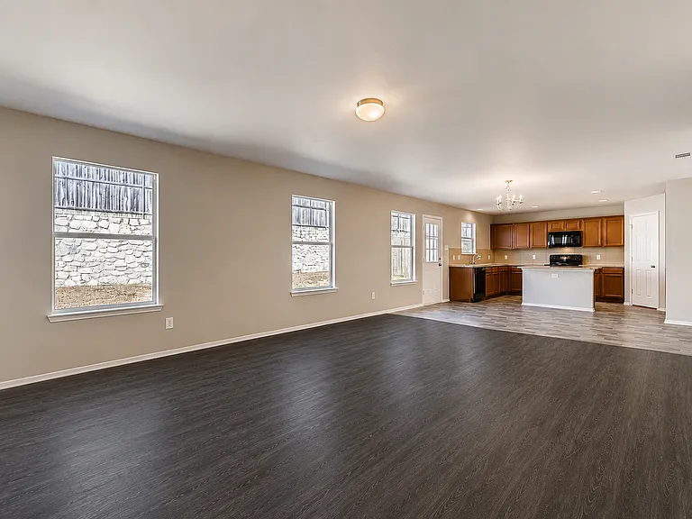 5140 Glen Eden Dr — Photo 1