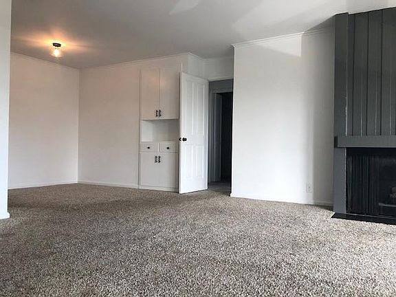 4th image of 255 Red Rock Way