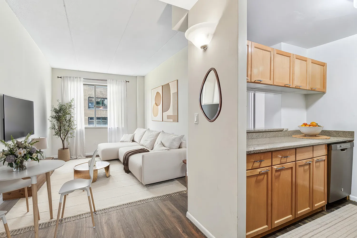 345 East 64th Street — Photo 2