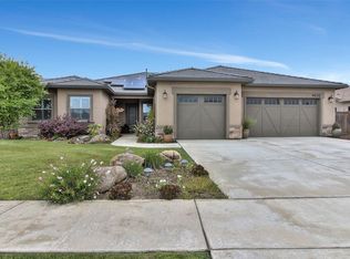 4032 W Lark Ave, Visalia, CA