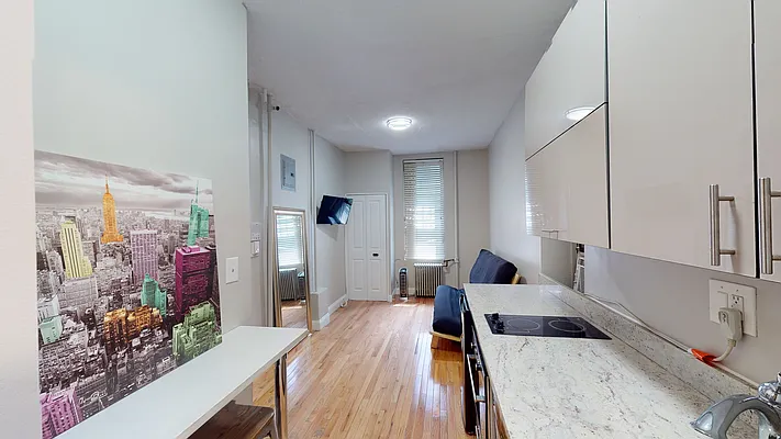 Rented by REAL New York | media 9