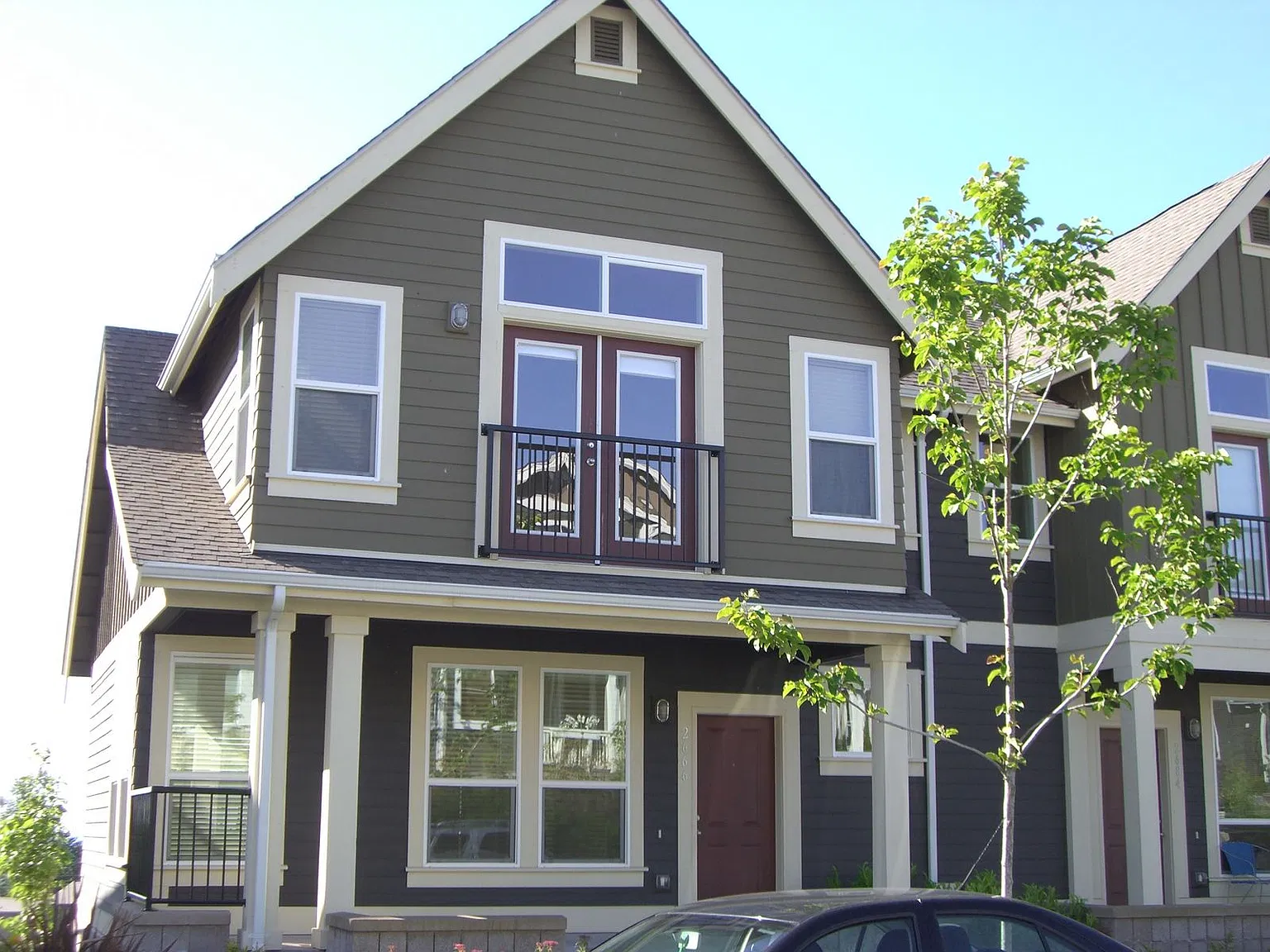 3 bed, 2.5 bath, 1850 sqft, $3,500 — Photo 1