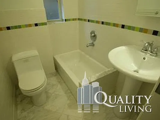 Rented by (Legacy) NY Quality Living Uptown | media 23