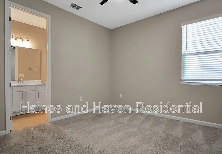 3324 Chicory Ct — Photo 22