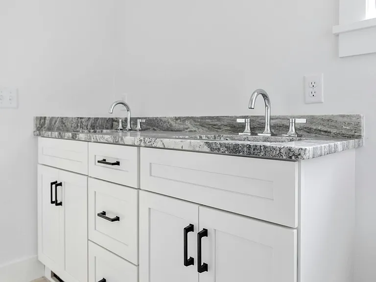 2 Honey Hill Ln — Photo 5