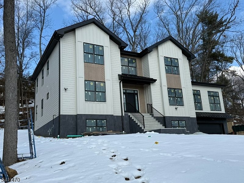 1st image of 24 Peterson Rd