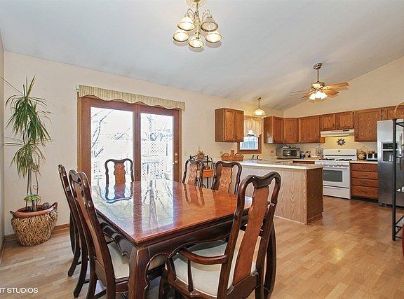 3rd image of 1862 Quail Ct