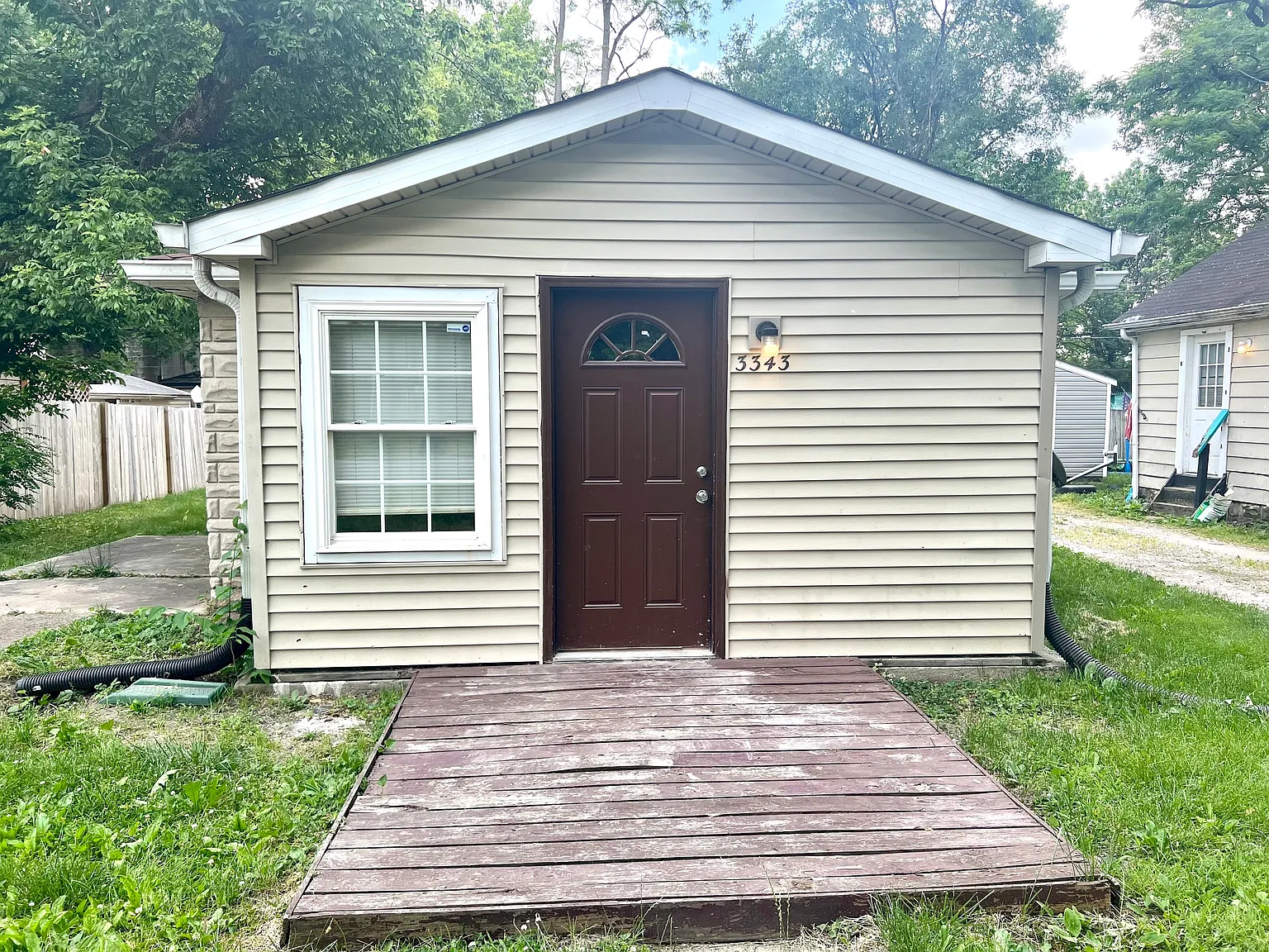 3343 S Collier St photo 1