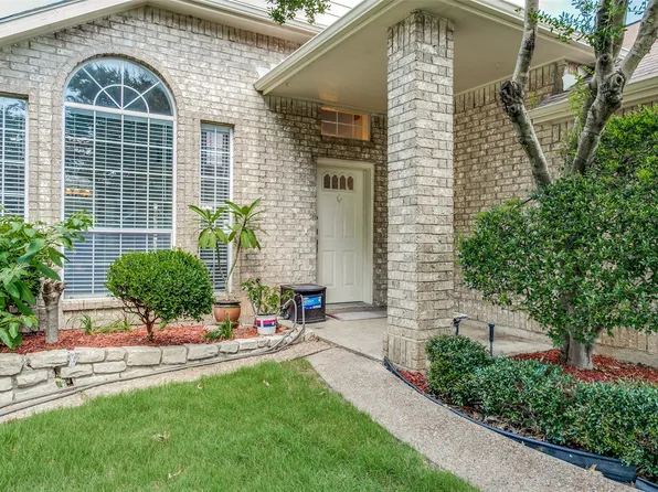 4243 Maryanne Pl, Haltom City, TX 76137