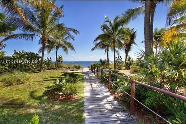 881 Ocean Dr — Photo 13