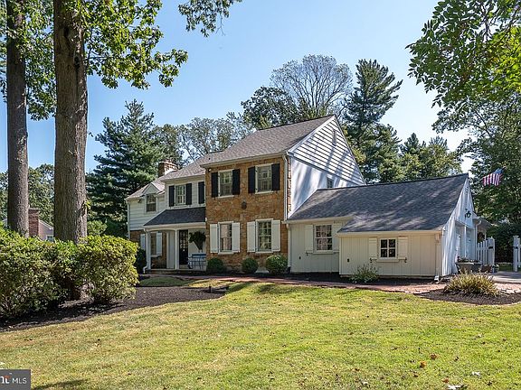 2nd image of 395 Bair Rd