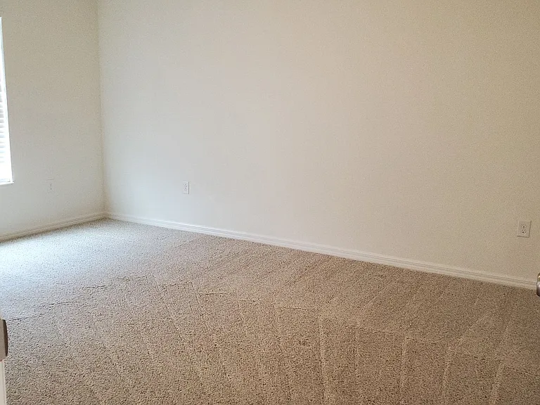 16536 Centipede St — Photo 5