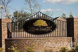 OakCrestCommunitySign