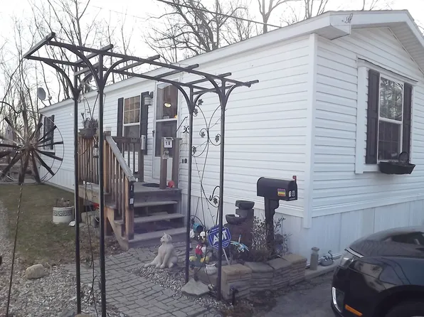776 Hartford Ave, Johnston, RI 02919