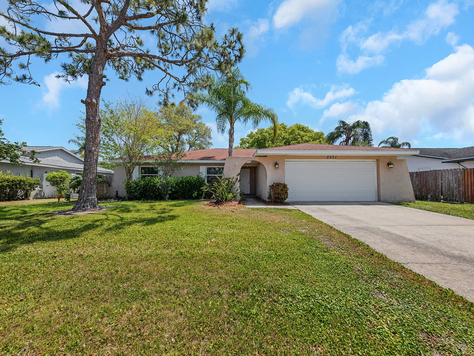 3 bed, 1528 sqft, $2,900 — Photo 1