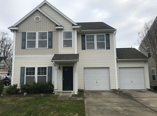 4303 Houldsworth Dr, Charlotte, NC 28213
