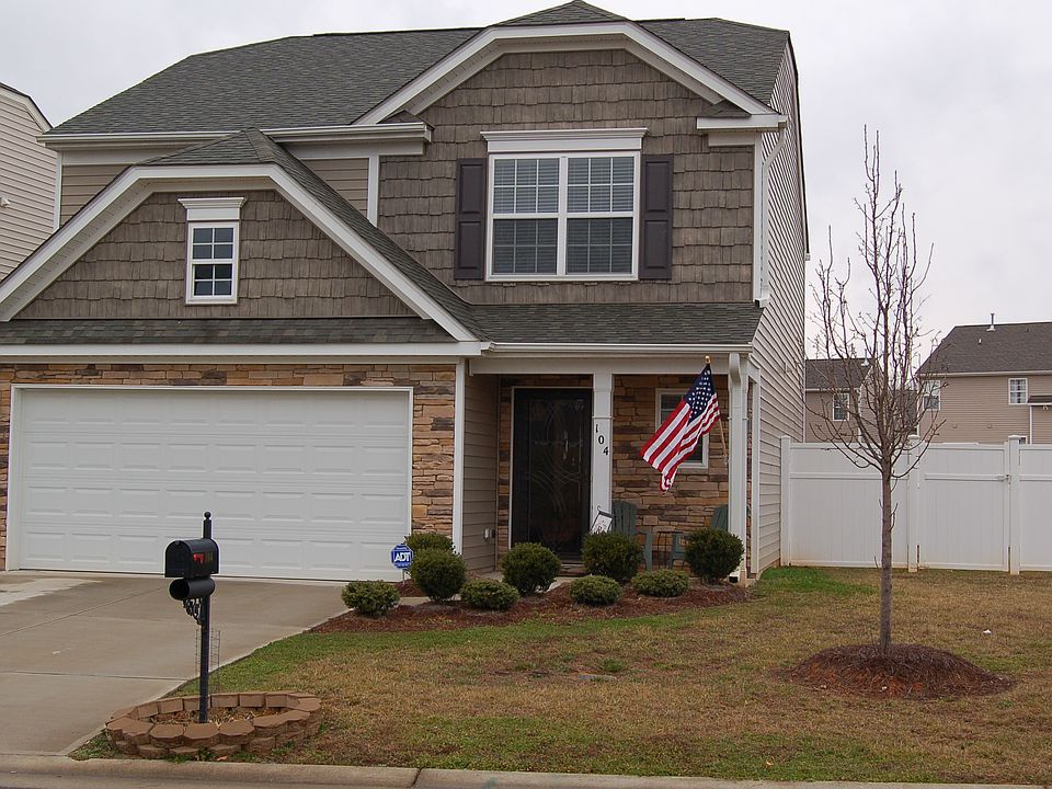 104 Habersham Court