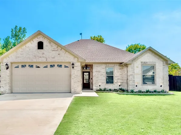 125 Posey Lake Dr, Edgewood, TX 75117