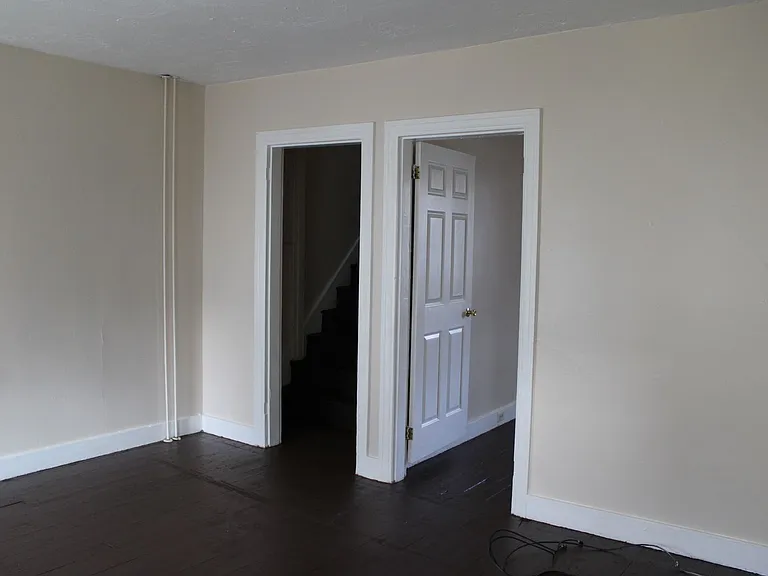 103 W 6th Ave #2 — Photo 6