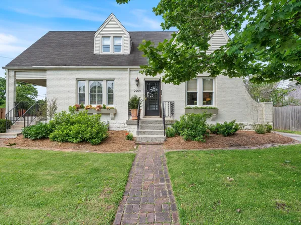 2209 Natchez Trce, Nashville, TN 37212