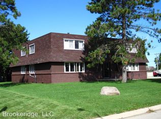 746 Russell Rd APT 3, Waterloo, IA 50701