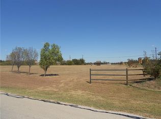 12901 Stacey Valley Dr, Azle, TX 76020
