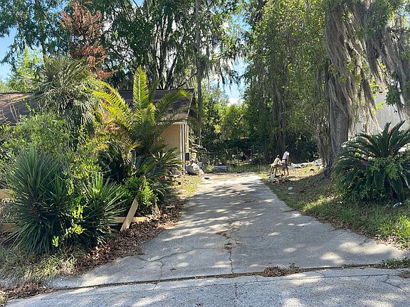 2nd image of 3407 SE 22nd Pl