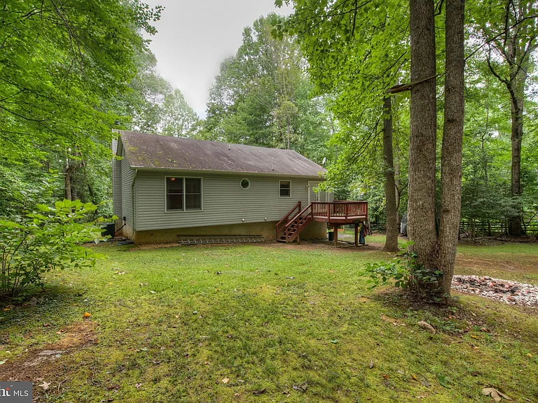 12820 Lake Wilderness Ln — Photo 23