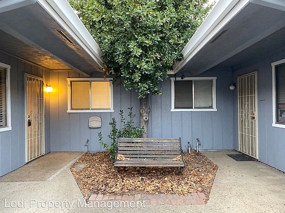 2nd image of 153 S Mills Ave