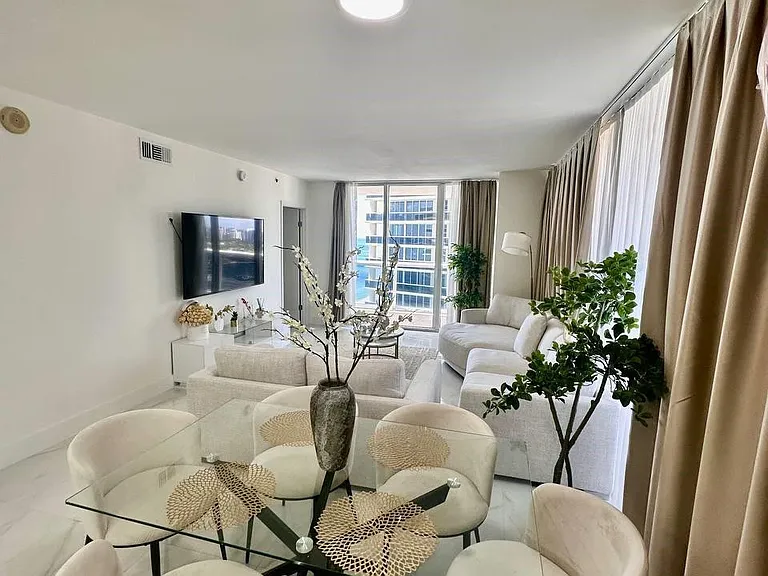 1830 S Ocean Dr #2406 — Photo 36