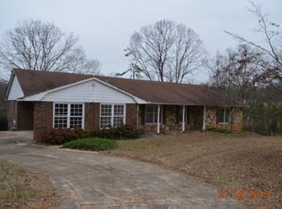 151 Timber Lake Cir, Royston, GA 30662