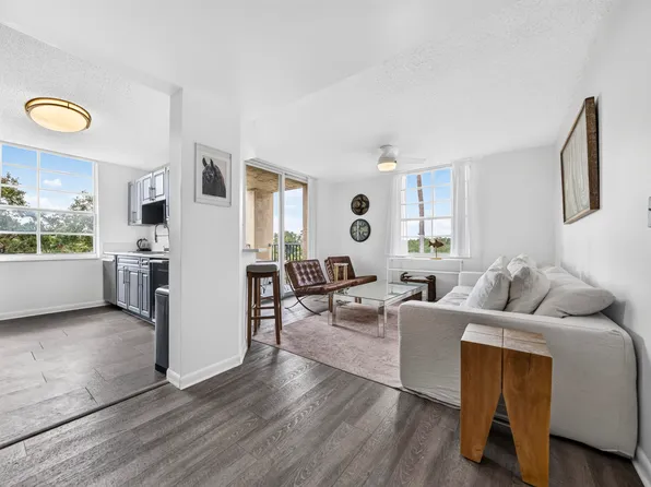 520 SE 5th Ave #2211, Fort Lauderdale, FL 33301