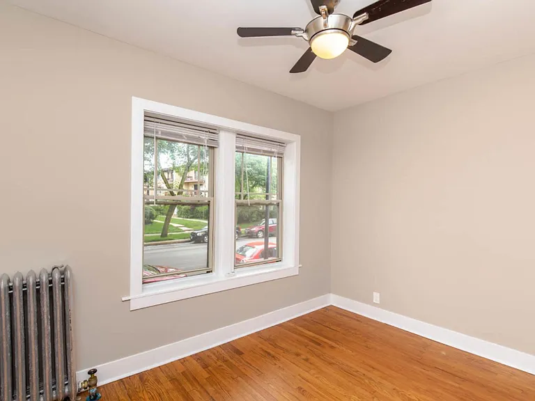 1335-37 W Touhy Ave #3N — Photo 6