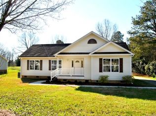 105 Woodland Ln, Monroe, NC 28112